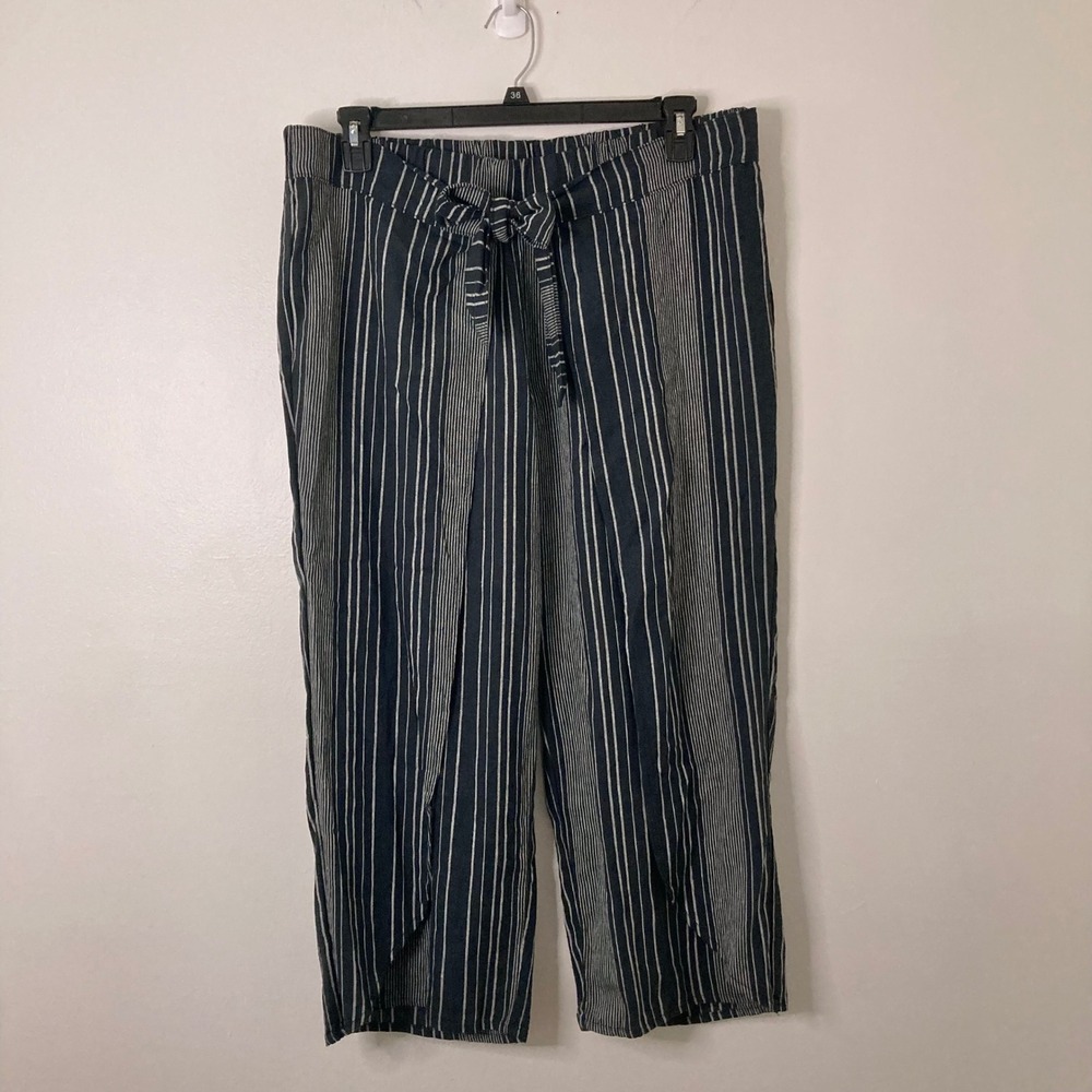Black White Striped Linen Blend Tie Waist Tulip Hem Crop Pants Maurices 16W